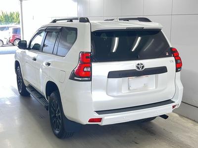 Toyota Land Cruiser — 2