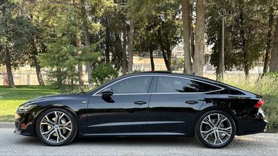 Audi A7 — 4