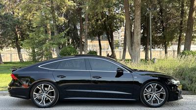 Audi A7 — 5