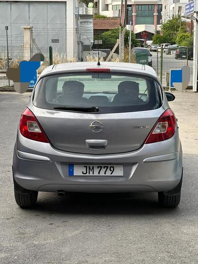 Opel Corsa — 3