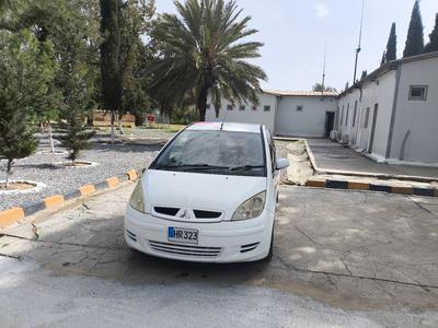 Mitsubishi Colt — 1