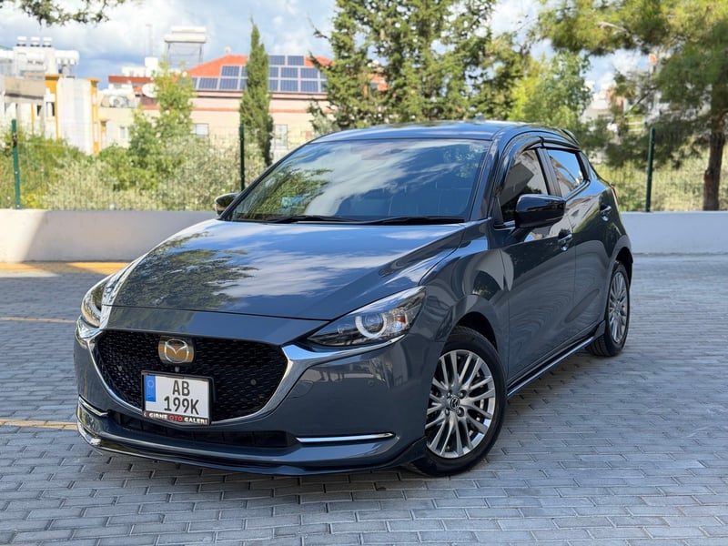 Mazda 2 — 1/10