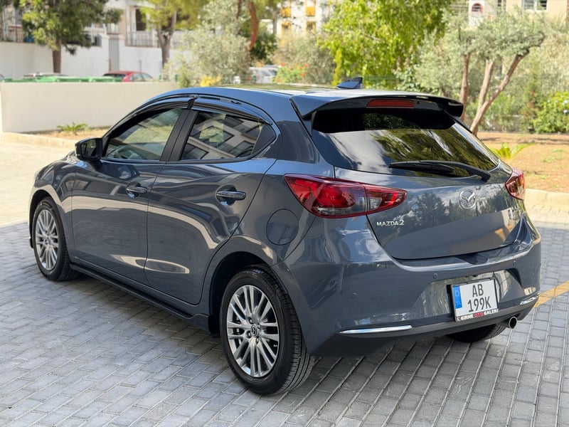 Mazda 2 — 4