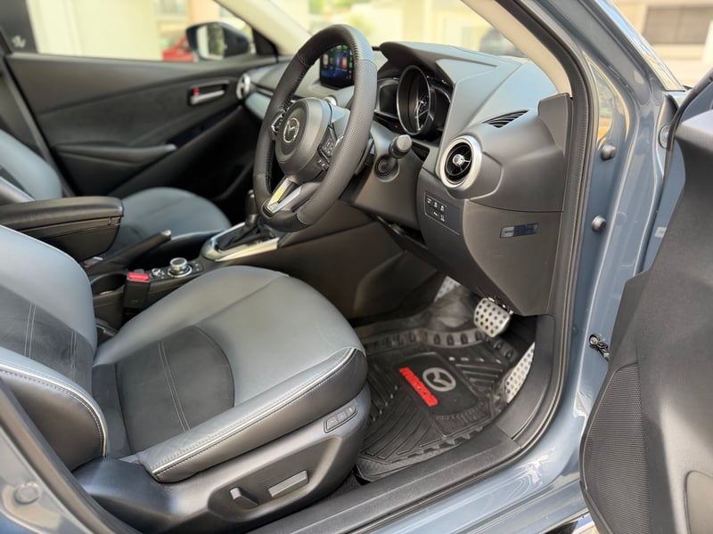 Mazda 2 — 8