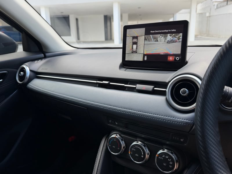 Mazda 2 — 10