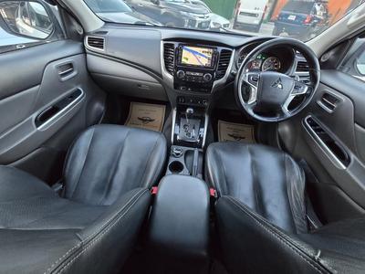 Mitsubishi L200 — 7