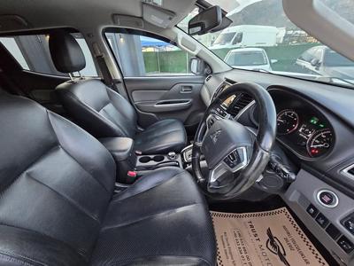 Mitsubishi L200 — 10