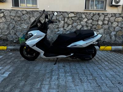 Yuki Expolerer 250d — 4