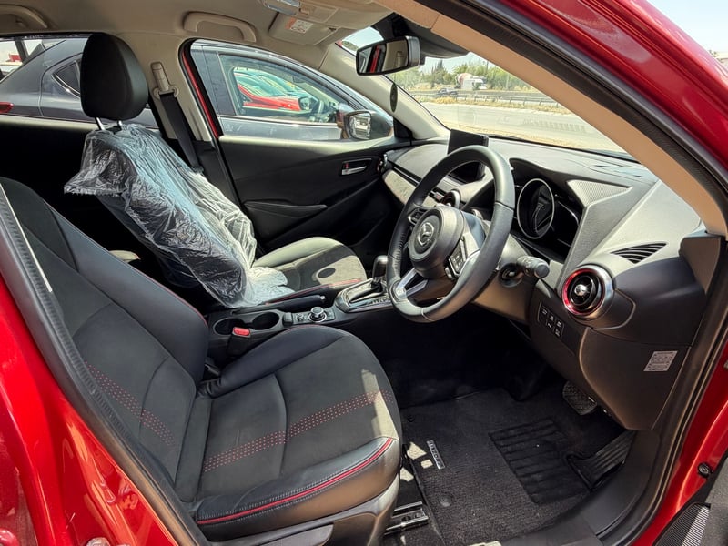 Mazda 2 — 6