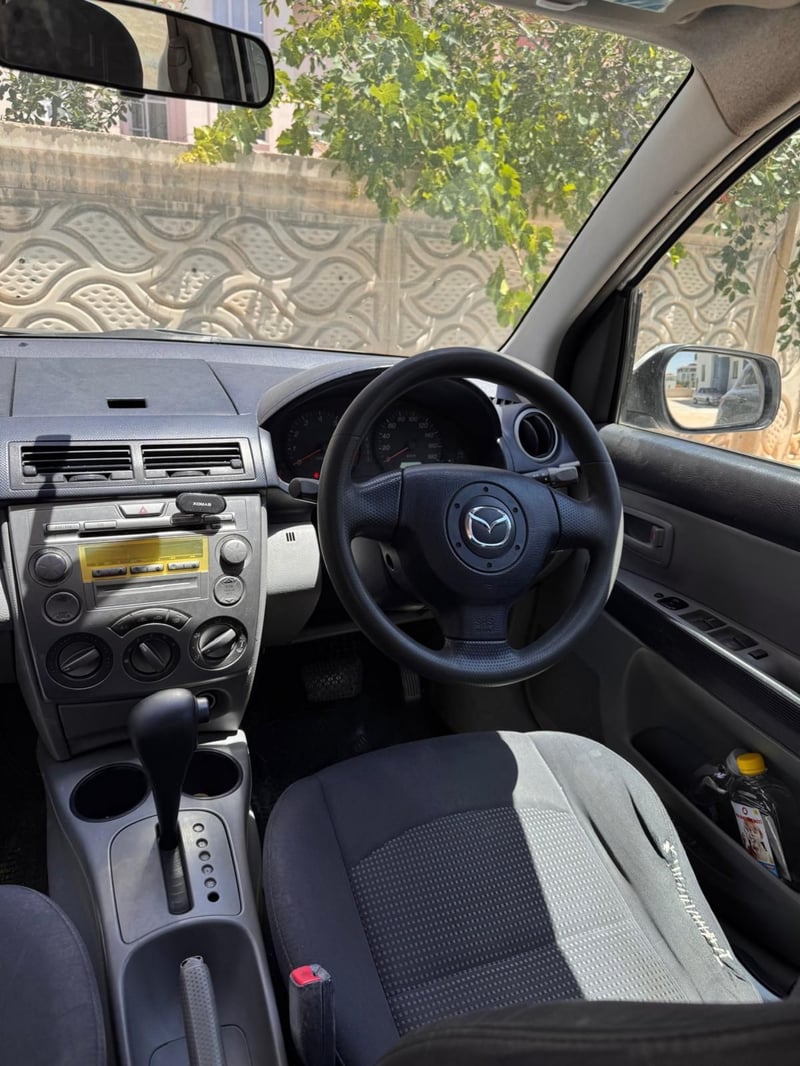 Mazda Demio — 9
