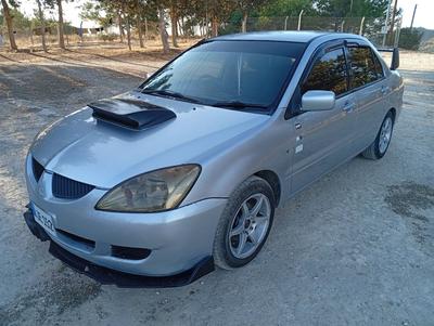 Mitsubishi Lancer — 2