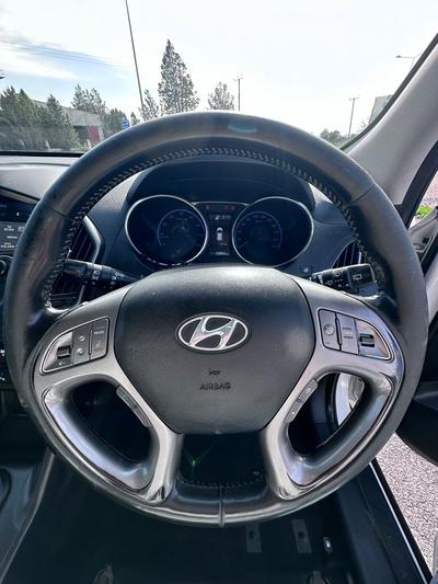 Hyundai ix35 — 8