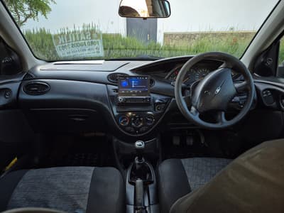 Ford Focus — 8