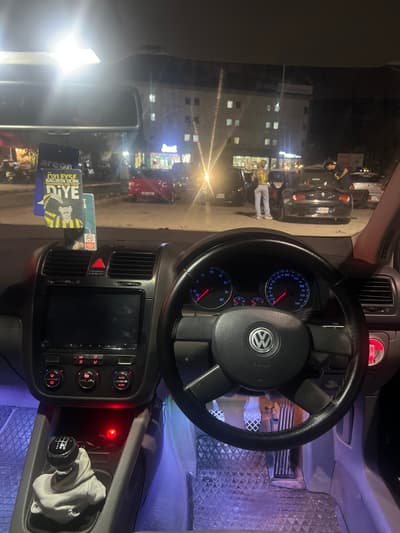 Volkswagen Golf — 2