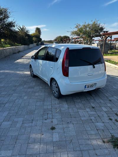 Mitsubishi Colt — 2