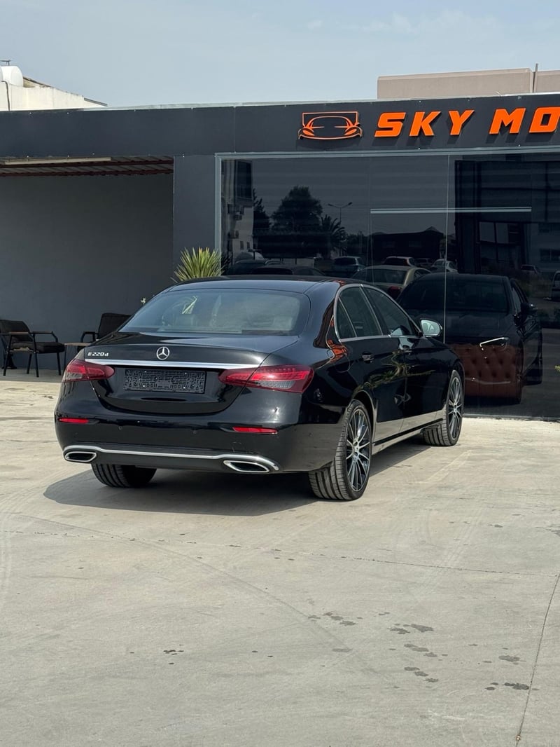 Mercedes-Benz E 220d — 6