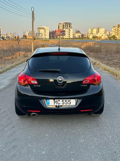 Opel Astra — 2