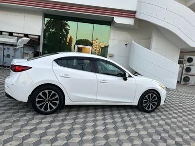 2015 Mazda Axela