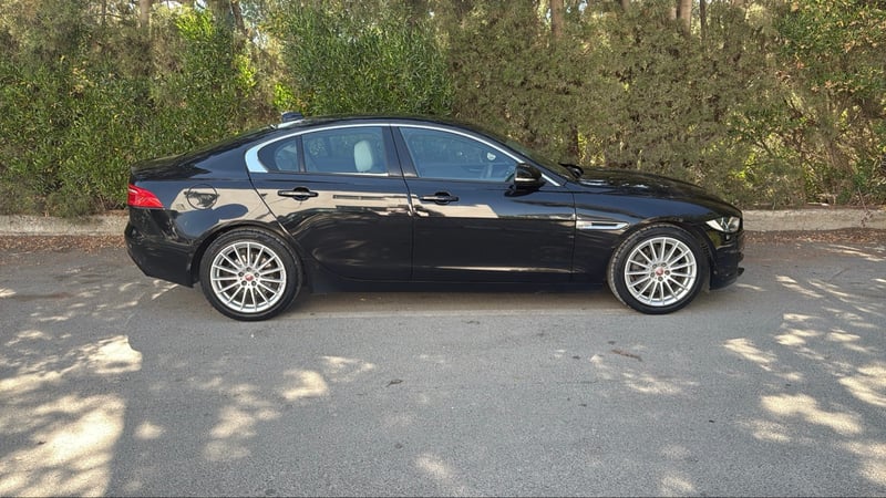 Jaguar XE — 4