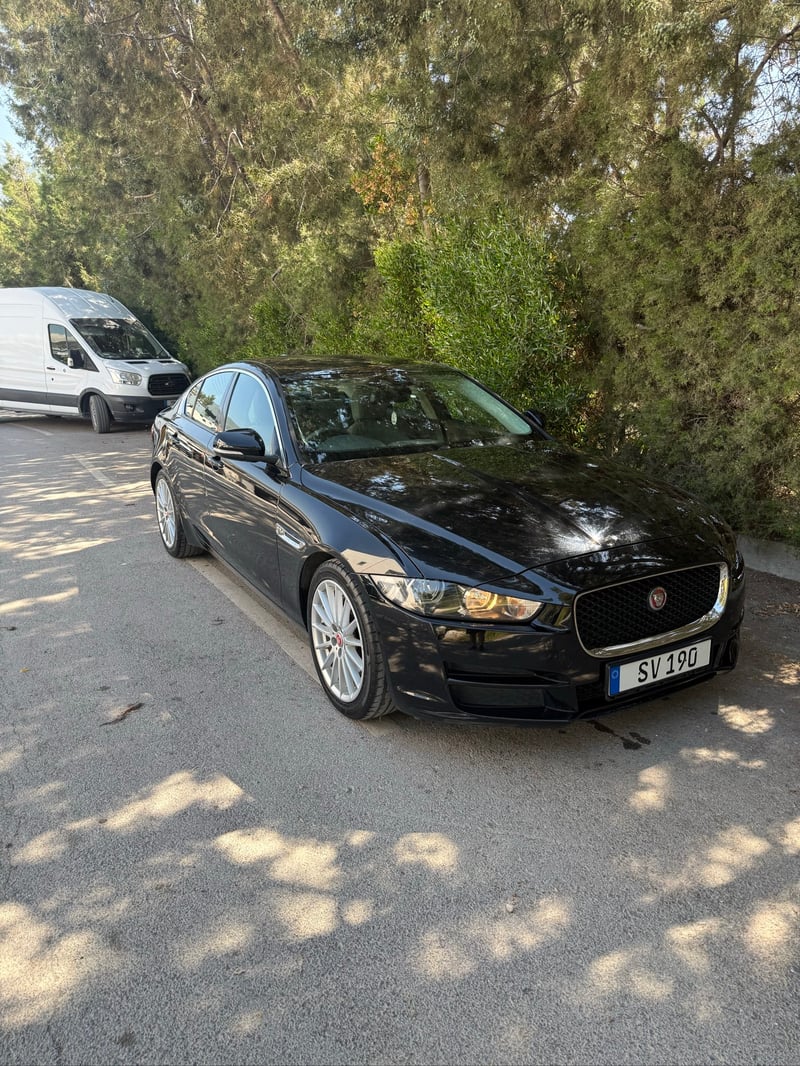 Jaguar XE — 8
