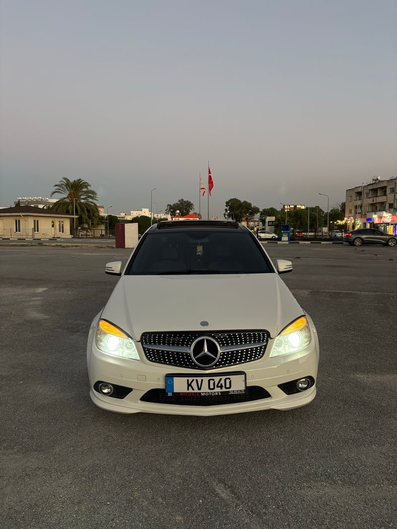 Mercedes-Benz C 200 — 4