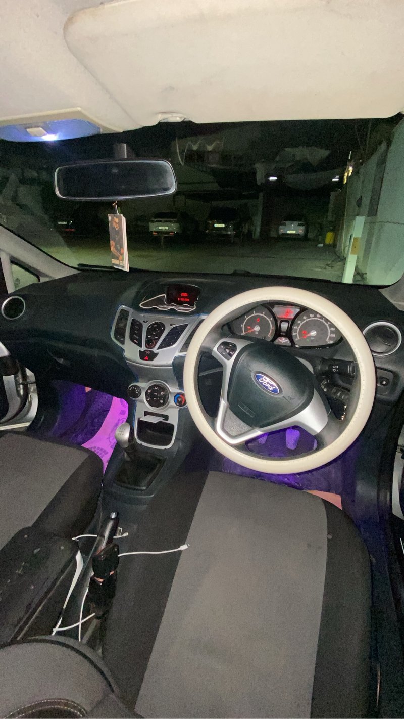 Ford Fiesta — 3