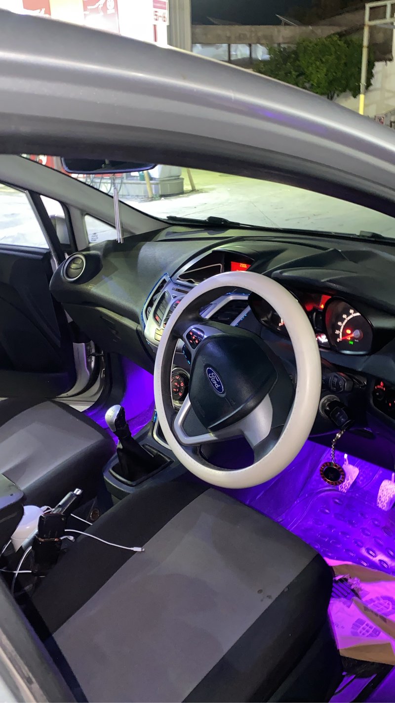 Ford Fiesta — 7