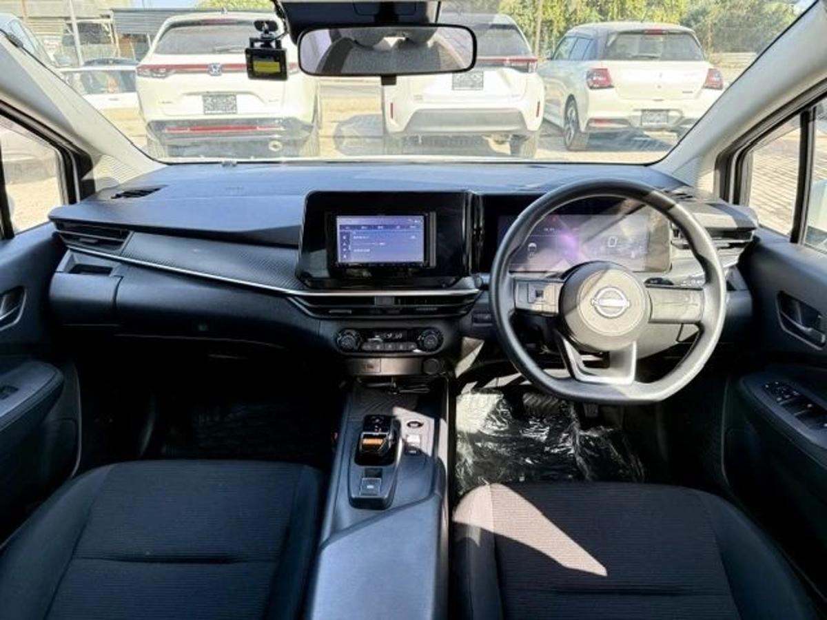 2023 Nissan Note 5