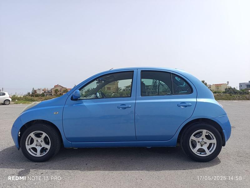 Nissan March — 1/4
