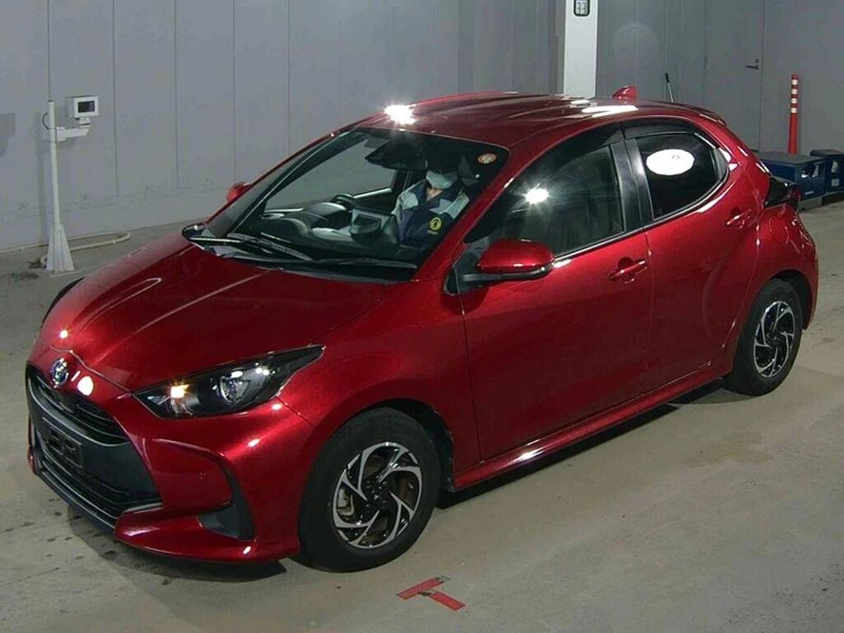 2022 Toyota Yaris 2