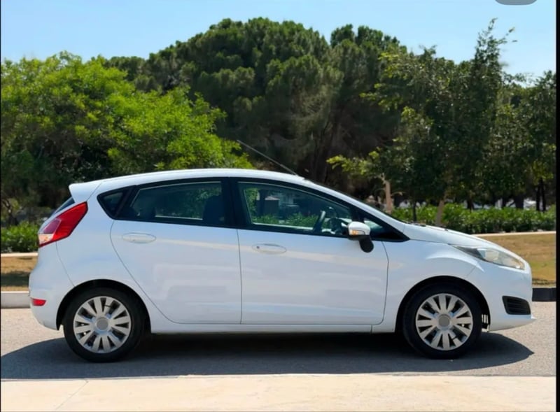 Ford Fiesta — 2