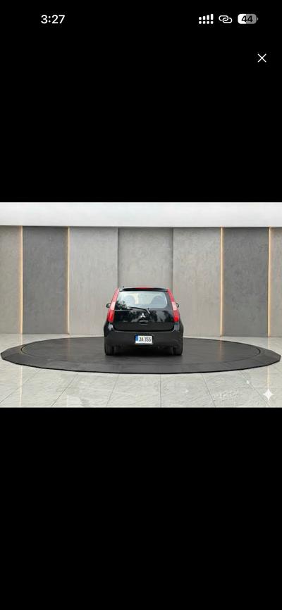 Mitsubishi Colt — 4