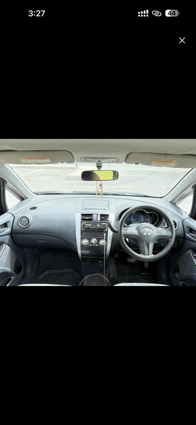 Mitsubishi Colt — 6