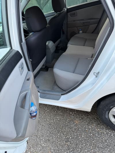 Mazda Axela — 4