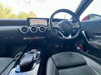 Mercedes-Benz A 180 — 9