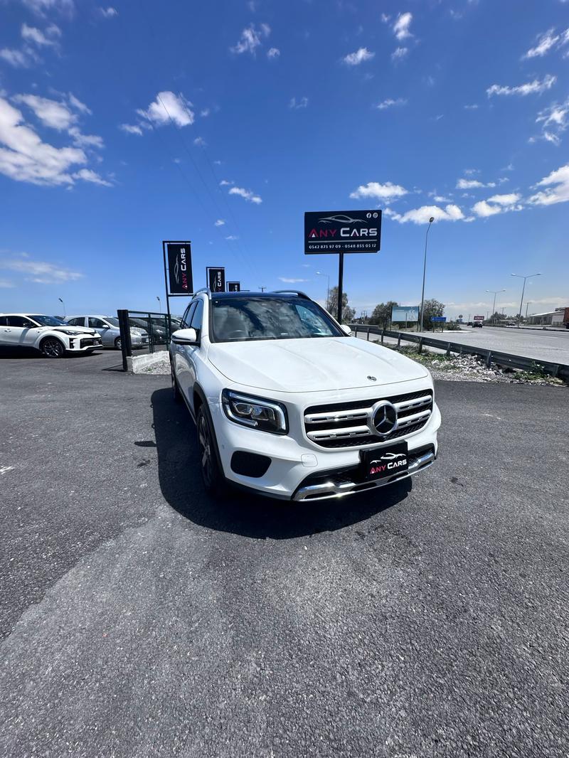 Mercedes-Benz GLB 200d — 1/10