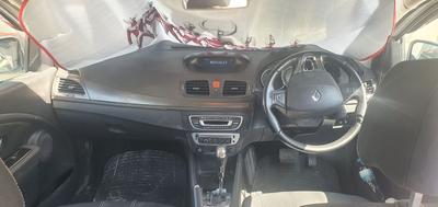 Renault Fluence — 6
