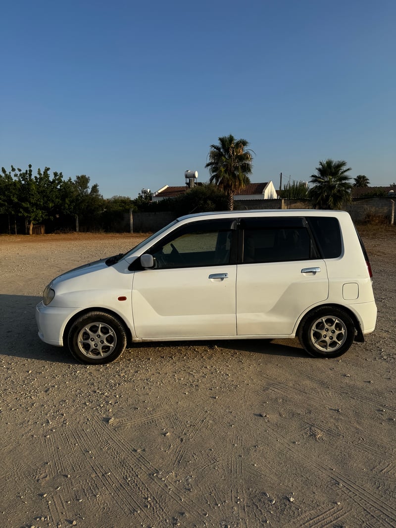 Mitsubishi Mirage — 1/9