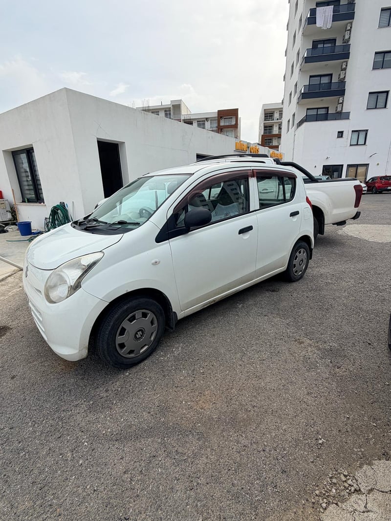 2011 Suzuki Alto