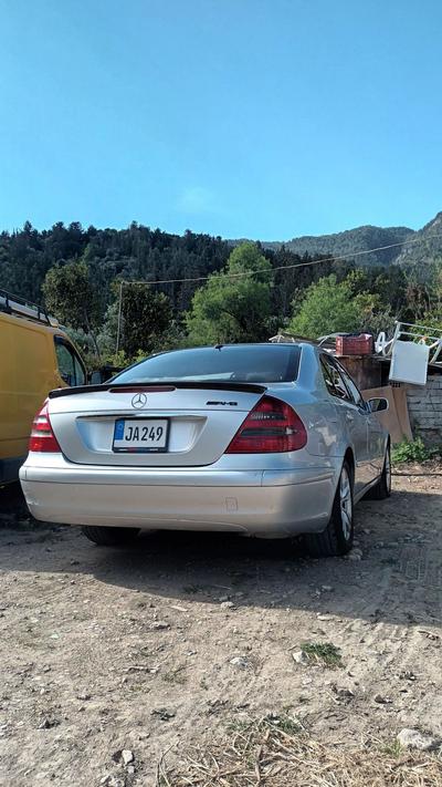 Mercedes-Benz E 270 — 2