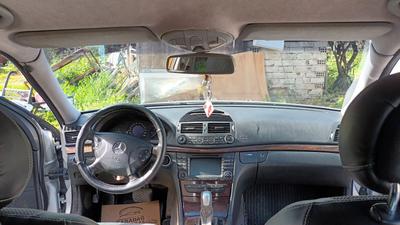 Mercedes-Benz E 270 — 4