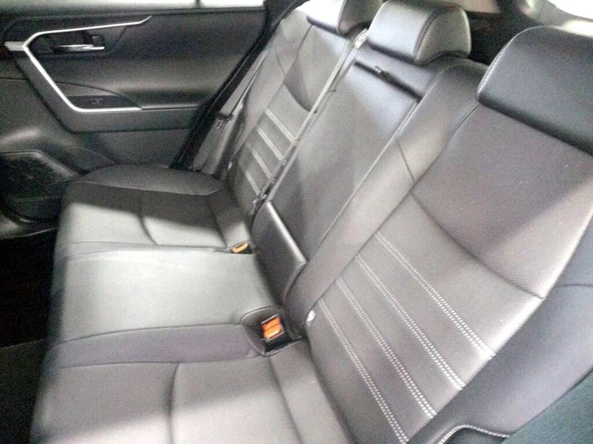 2025 Toyota RAV4 6