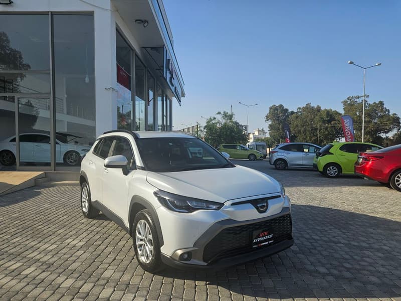 Toyota Corolla Cross — 1/9