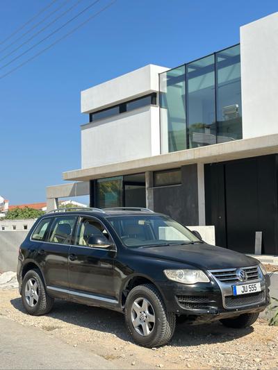 Volkswagen Touareg — 4