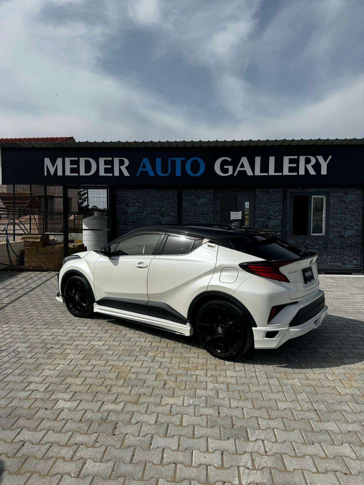 2021 Toyota C-HR 3