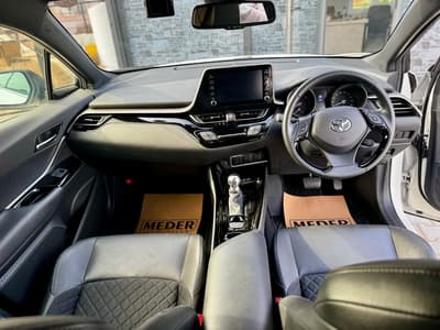 Toyota C-HR — 6