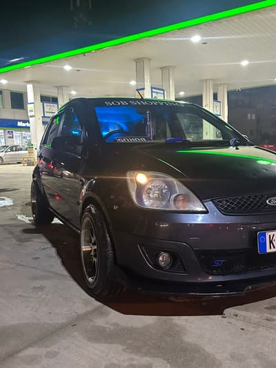 Ford Fiesta — 5