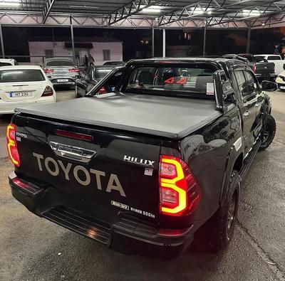 Toyota Hilux — 5