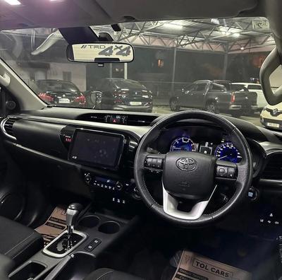 Toyota Hilux — 7
