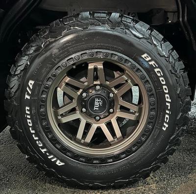Toyota Hilux — 10